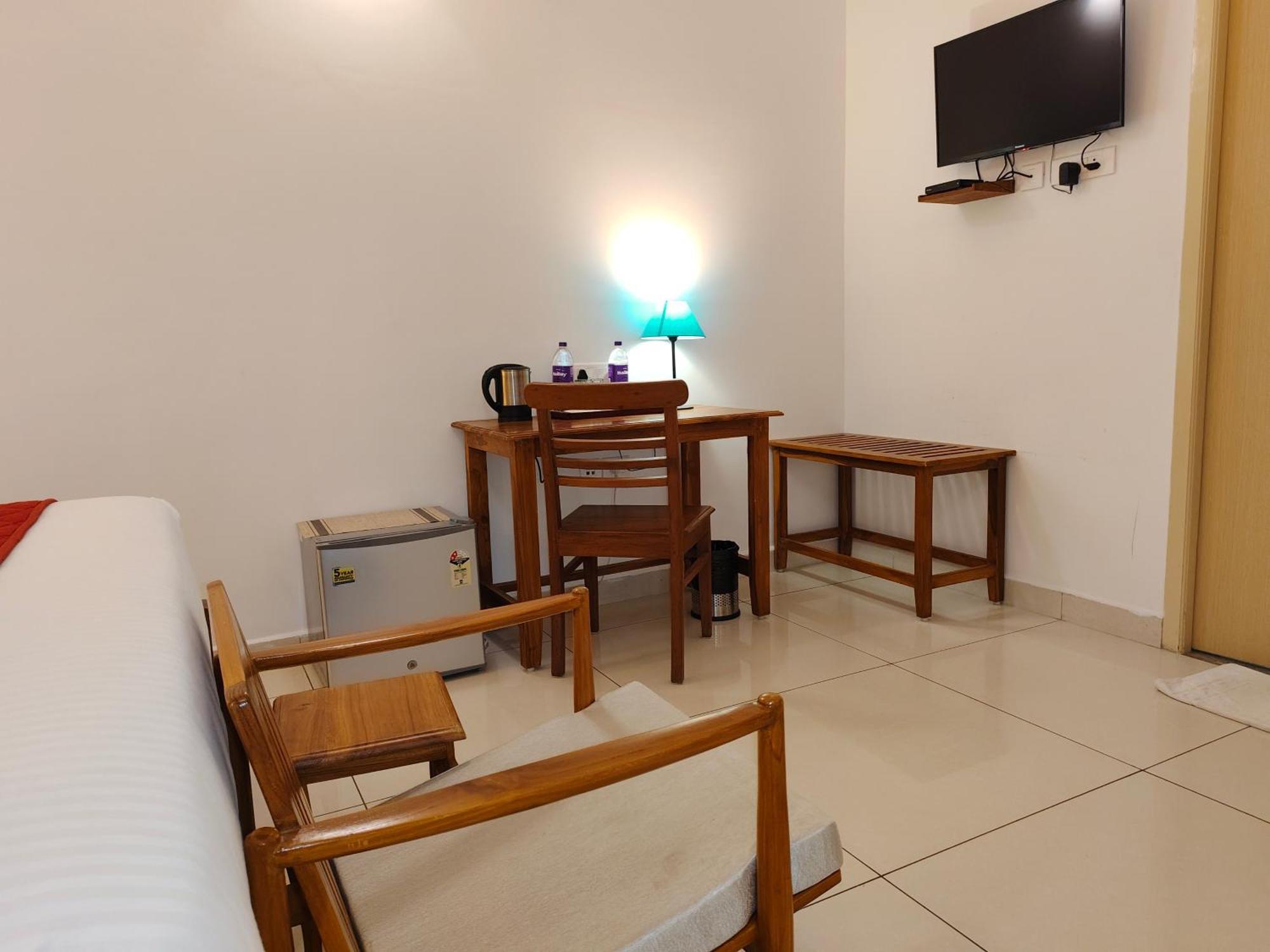 Hotel Aura By Woco Stays Puducherry Buitenkant foto